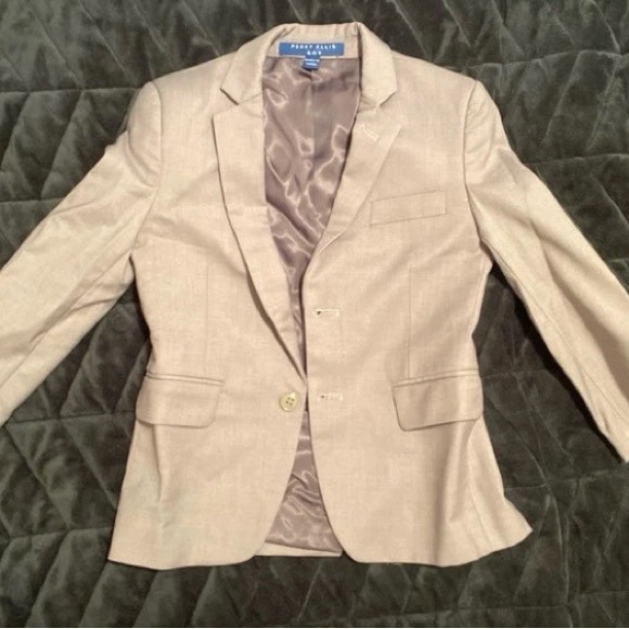 Perry Ellis Light Gray Suit with Tie - Picture 2 of 12